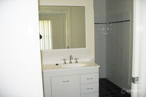 Property photo of 36 Kaloona Drive Bourkelands NSW 2650