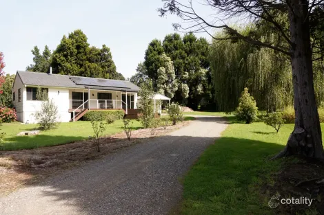 Property photo of 8 Vaughan Avenue Robertson NSW 2577