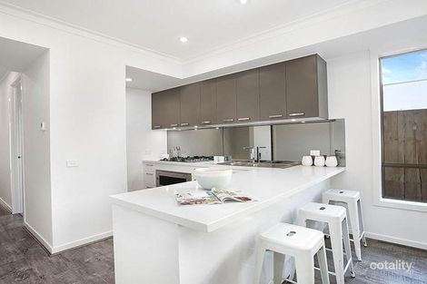 Property photo of 29 Skeggs Crescent Heidelberg Heights VIC 3081