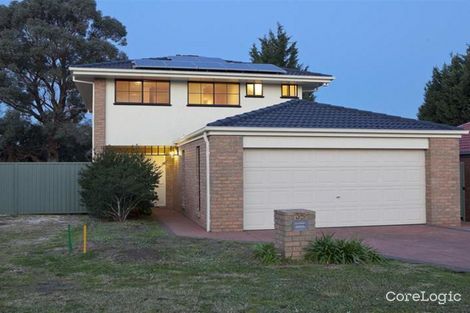 Property photo of 35 Lawson Way Endeavour Hills VIC 3802