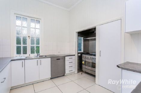 Property photo of 2 Goldsworthy Avenue Hamilton QLD 4007
