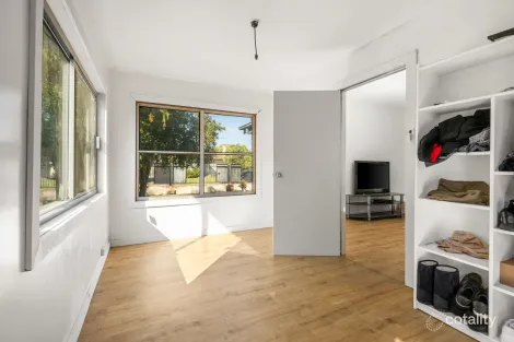 Property photo of 5 Montreal Avenue Corio VIC 3214