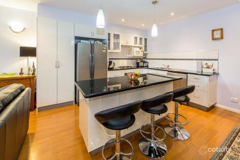 Property photo of FLOOR 1/5A Dunearn Road Dandenong North VIC 3175