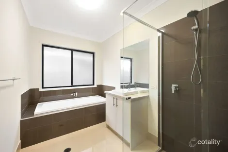 Property photo of 8 Brown Street Moggill QLD 4070