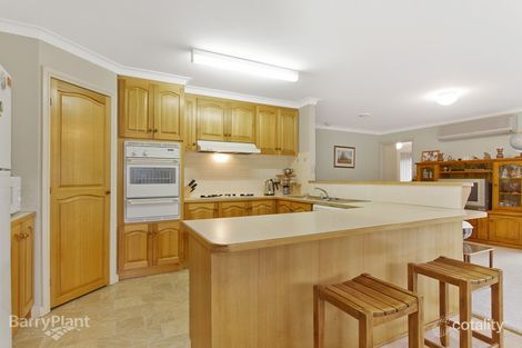 Property photo of 19 Rutland Road Berwick VIC 3806