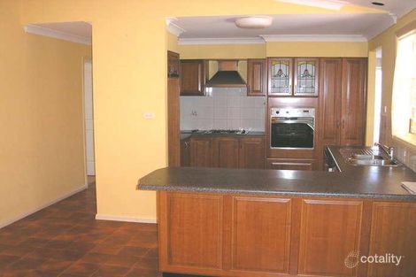 Property photo of 10 Viola Place Rosemeadow NSW 2560