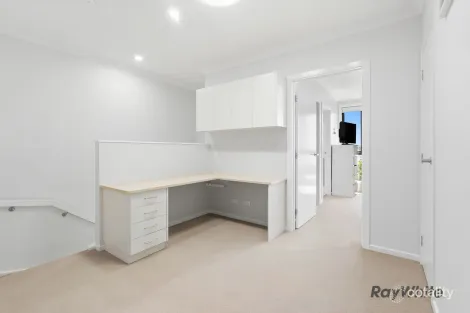 Property photo of 43 Sutherland Drive Strathpine QLD 4500