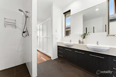 Property photo of 5 Marine Avenue Hallett Cove SA 5158