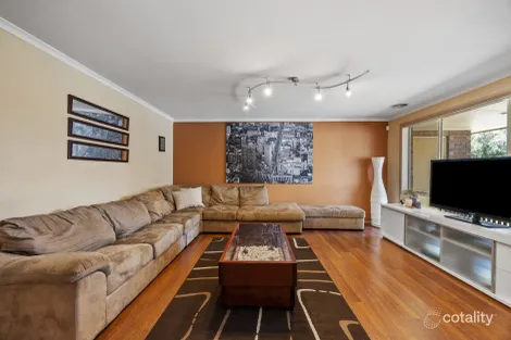 Property photo of 5 Dickson Mews Berwick VIC 3806