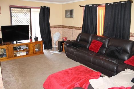 10 Leschenaultia Pl, Pinjarra, WA 6208