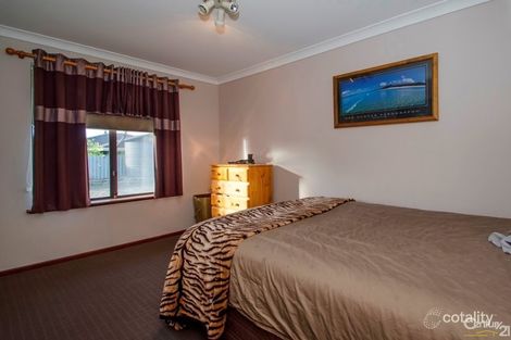 Property photo of 32 Waterwitch Street Carey Park WA 6230