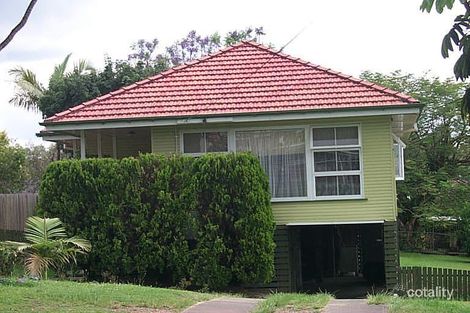 38 Landscape St, Stafford Heights, QLD 4053