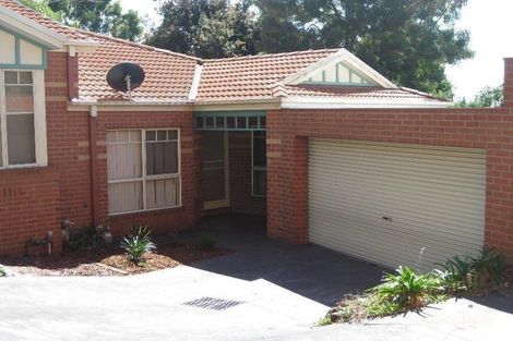 2/33 Canterbury Rd, Ringwood East, VIC 3135