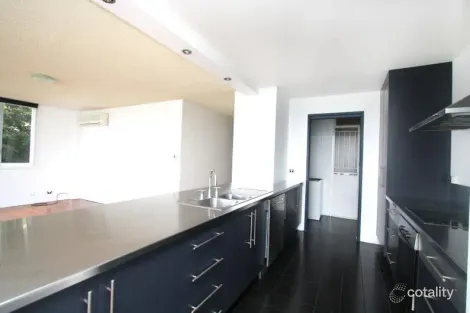 Property photo of 1/55 Hillside Crescent Hamilton QLD 4007