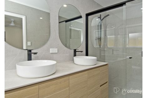 Property photo of 16 Alpine Street Chambers Flat QLD 4133