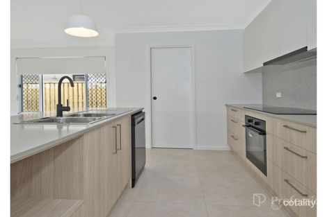 Property photo of 16 Alpine Street Chambers Flat QLD 4133