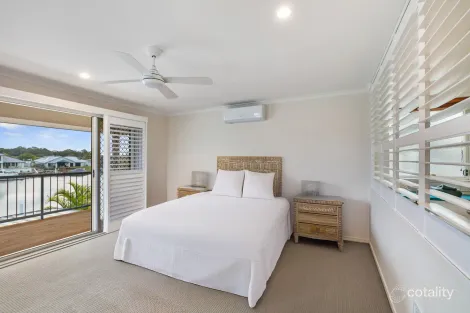 Property photo of 11 Godwin Place Pelican Waters QLD 4551