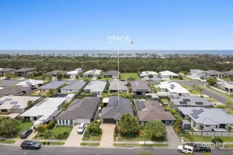 Property photo of 13 Hassett Drive Pottsville NSW 2489