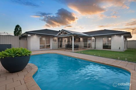 Property photo of 19 Araminta Chase Cameron Park NSW 2285