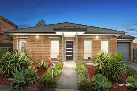 5 Pope Ct, Mooroolbark, VIC 3138