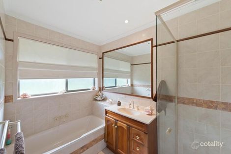 Property photo of 8 Langi Court Karana Downs QLD 4306