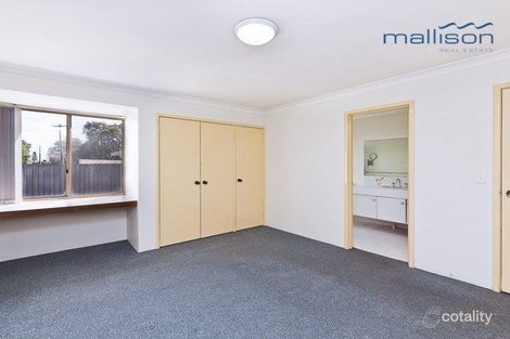 Property photo of 2 Farrin Court Willetton WA 6155