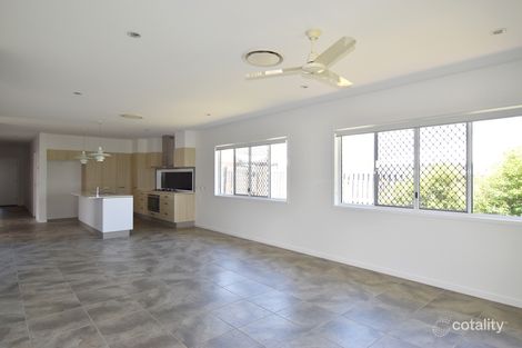 Property photo of 118 Emmadale Drive New Auckland QLD 4680