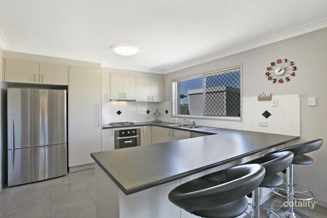 Property photo of 122 Lexey Crescent Wakerley QLD 4154