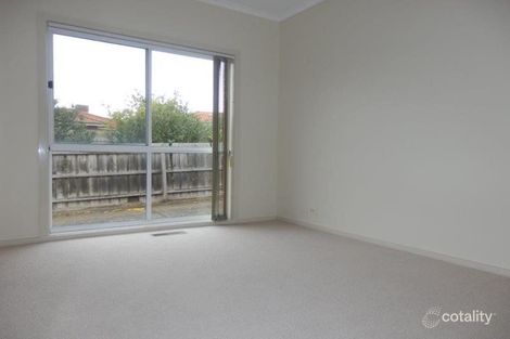 Property photo of 3/16 Simpsons Road Box Hill VIC 3128