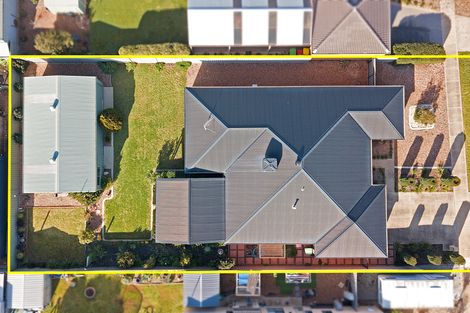 Property photo of 10 Amy Place Echuca VIC 3564