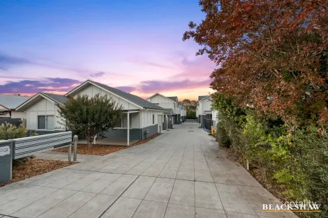 Property photo of 2/29 Morton Street Queanbeyan NSW 2620