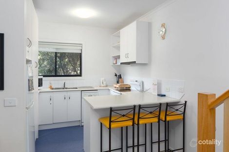 Property photo of 2/26 Douglas Road Cowes VIC 3922