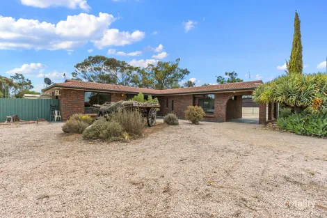 Property photo of 7 Frederick Street Bute SA 5560