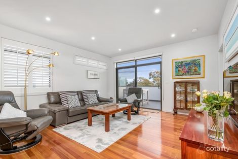 Property photo of 1/24 Irvine Crescent Brunswick West VIC 3055