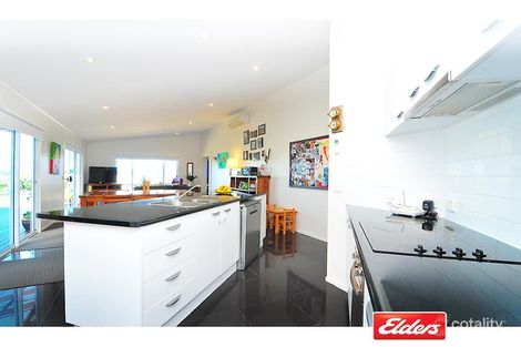 Property photo of 20 De Guichen Drive Robe SA 5276