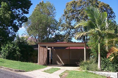 24 Pentlay St, Kenmore, QLD 4069