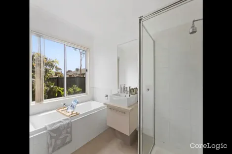 Property photo of 14 Wickford Road Tarneit VIC 3029