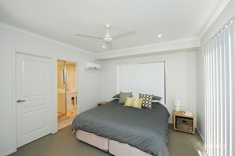 Property photo of 9 Kroombit Terrace New Auckland QLD 4680