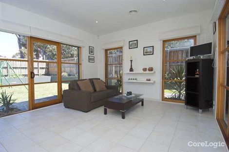 Property photo of 12 Woodlawn Circuit Macleod VIC 3085