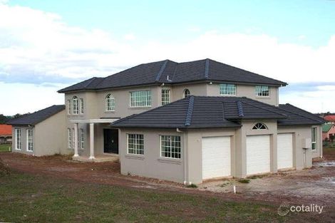 12 Traminer Gr, Orchard Hills, NSW 2748