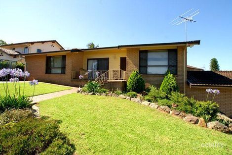 Property photo of 2 Banz Place Glenfield NSW 2167