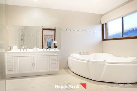 Property photo of 103 Robinswood Parade Narre Warren South VIC 3805