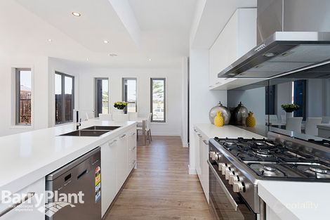 Property photo of 112 Lennon Boulevard Point Cook VIC 3030