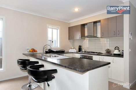 Property photo of 34 Jonesfield Street Craigieburn VIC 3064