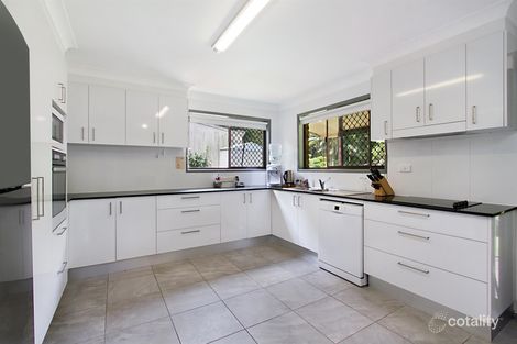 Property photo of 6 Lindwall Place Currumbin Valley QLD 4223