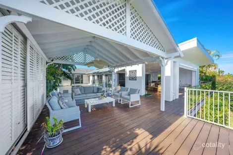 Property photo of 20 Claymore Crescent Bundall QLD 4217