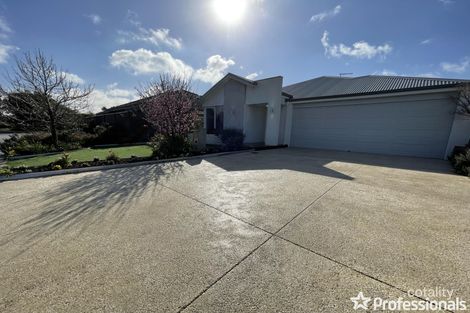 Property photo of 23 Evandale Way Harrisdale WA 6112