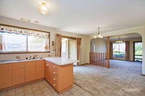 Property photo of 31 Bower Drive Werribee VIC 3030