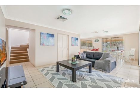 Property photo of 27 Tomko Grove Parklea NSW 2768