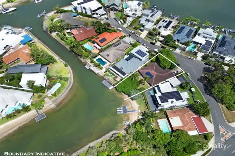 8 La Spezia Ct, Surfers Paradise, QLD 4217